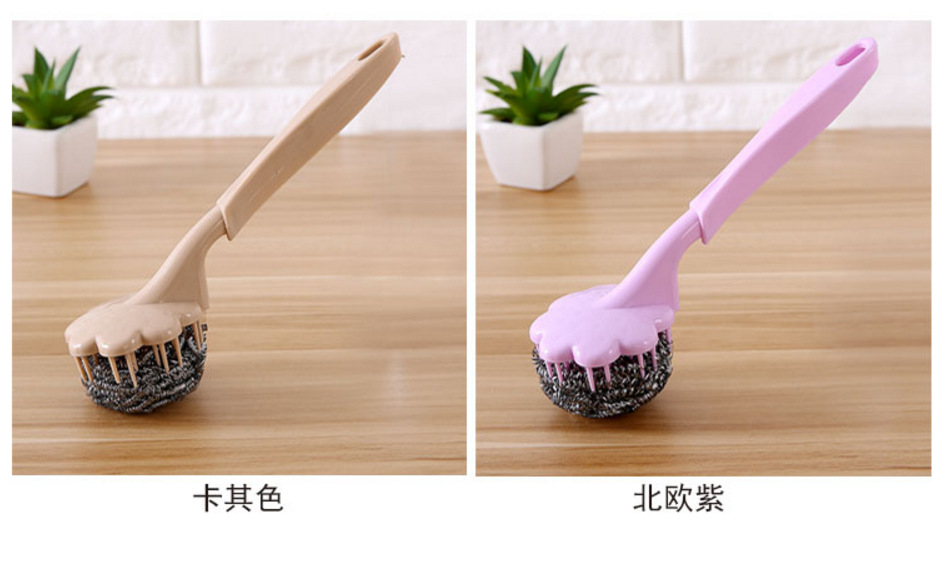 Wire ball brush with handle wash the dishes wash the pan clean brush kitchen plum blossom pan brush clean the ball Wire ball brush with handle wash the dishes wash the pan clean brush kitchen plum blossom pan brush clean the ball