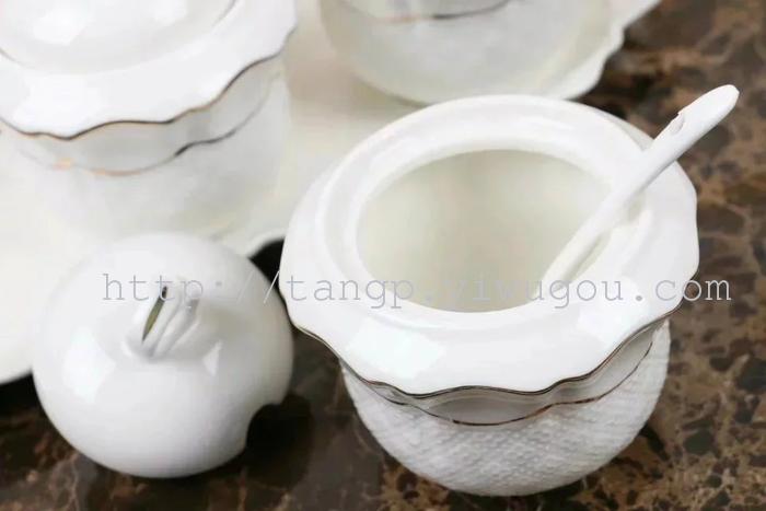 Jingdezhen ceramic seasoning pot seasoning bottle oil pot soy sauce pot salt pot sugar pot kitchen supplies