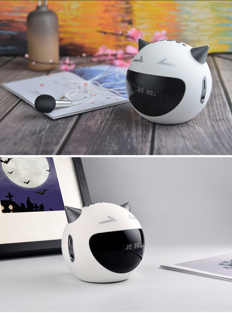 Alarm Clock Bluetooth Speaker Cartoon Couple Card Karaoke Microphone Hog Call Mini Speaker Sound Little Devil M8